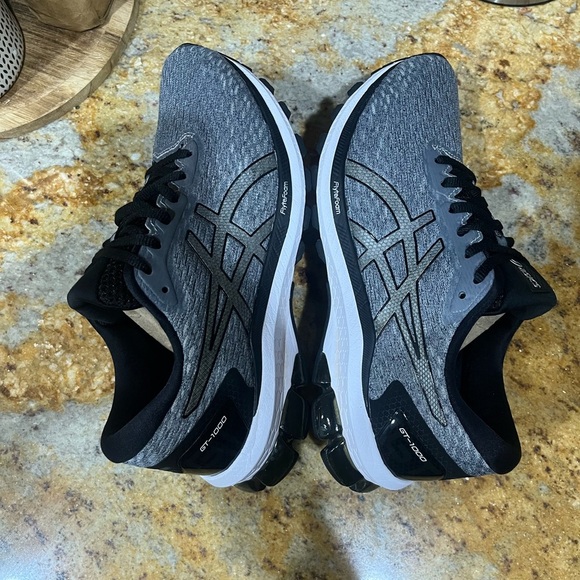 ASICS GT 1000 size 6.5 - Picture 6 of 8
